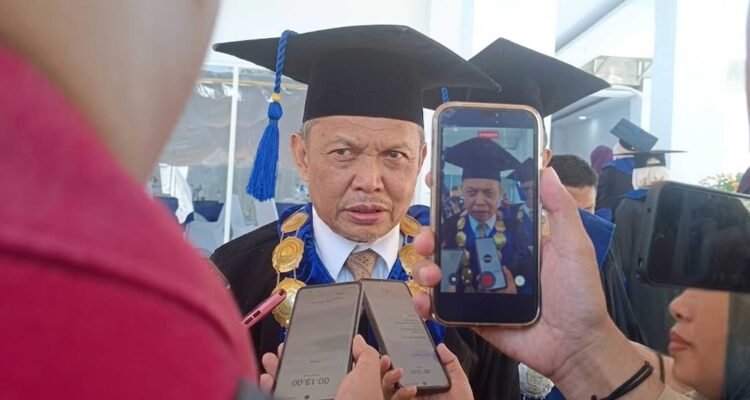 Rektor UMGO, Prof. Dr. H. Abd. Kadim Masaong, M.Pd.menegaskan sikap kampus terhadap LGBT.(Foto: ist.)